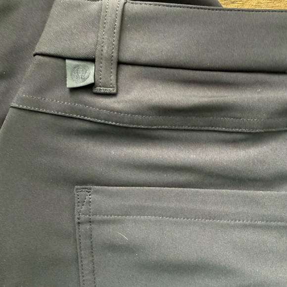 Lululemon ABC Classic-Fit 5 Pocket Pant
32L Warpstreme Black 33 - Picture 6 of 8